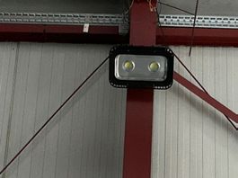 LED Flutlichtstrahler 140W, 4000K - Neuwertig!