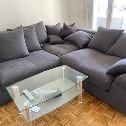 Sofas: Ecksofa "Melissa + Tisch + kitchen bar stools+ Mirror – D'occasion à Sierre par MIKEYMIKE01 3