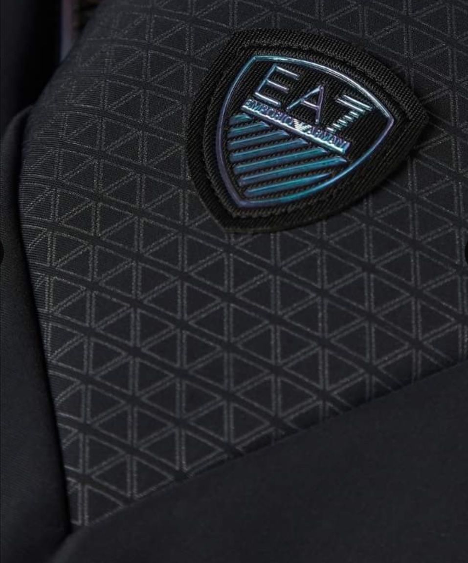 Armani Giacche: Giacca da sci Emporio Armani – Nuovo (secondo la descrizione) da St Moritz venduto da Ma_S2023 4