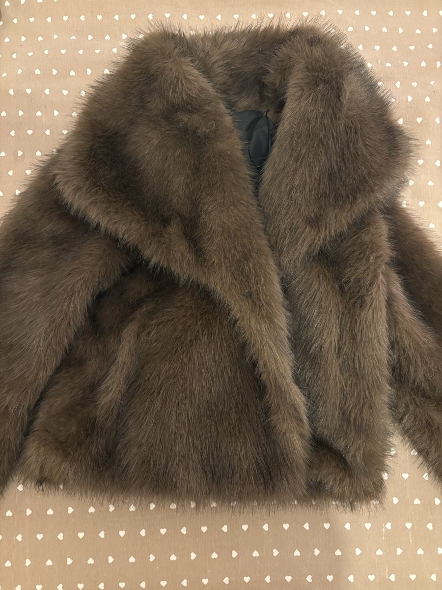 Stradivarius Giacche: pelliccia stradivarius – Nuovo (secondo la descrizione) da Winterthur venduto da sam_j22j