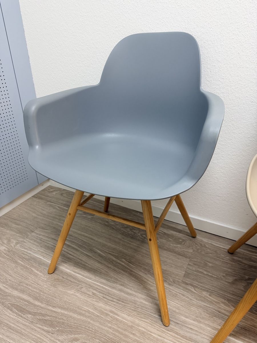 Ikea Chaises: 4 Chairs / 4 Chaises – D'occasion à Paudex par fay_798g 3