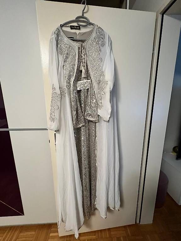 Kleider: Arabisches Kleid – Gebraucht aus Glattbrugg von mir_vx2c 3
