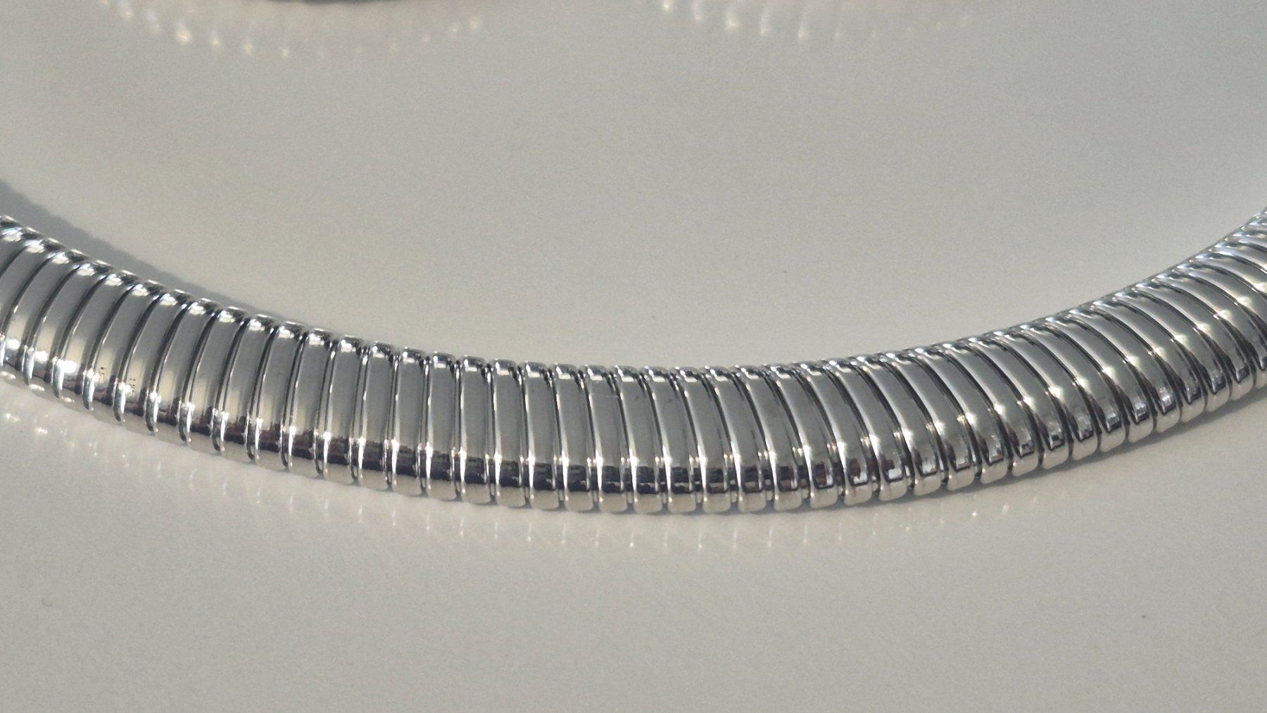 Altri gioielli: Set collana e orecchini cerchio effetto molla argento – Nuovo (secondo la descrizione) da Giubiasco venduto da Stefaniav 4