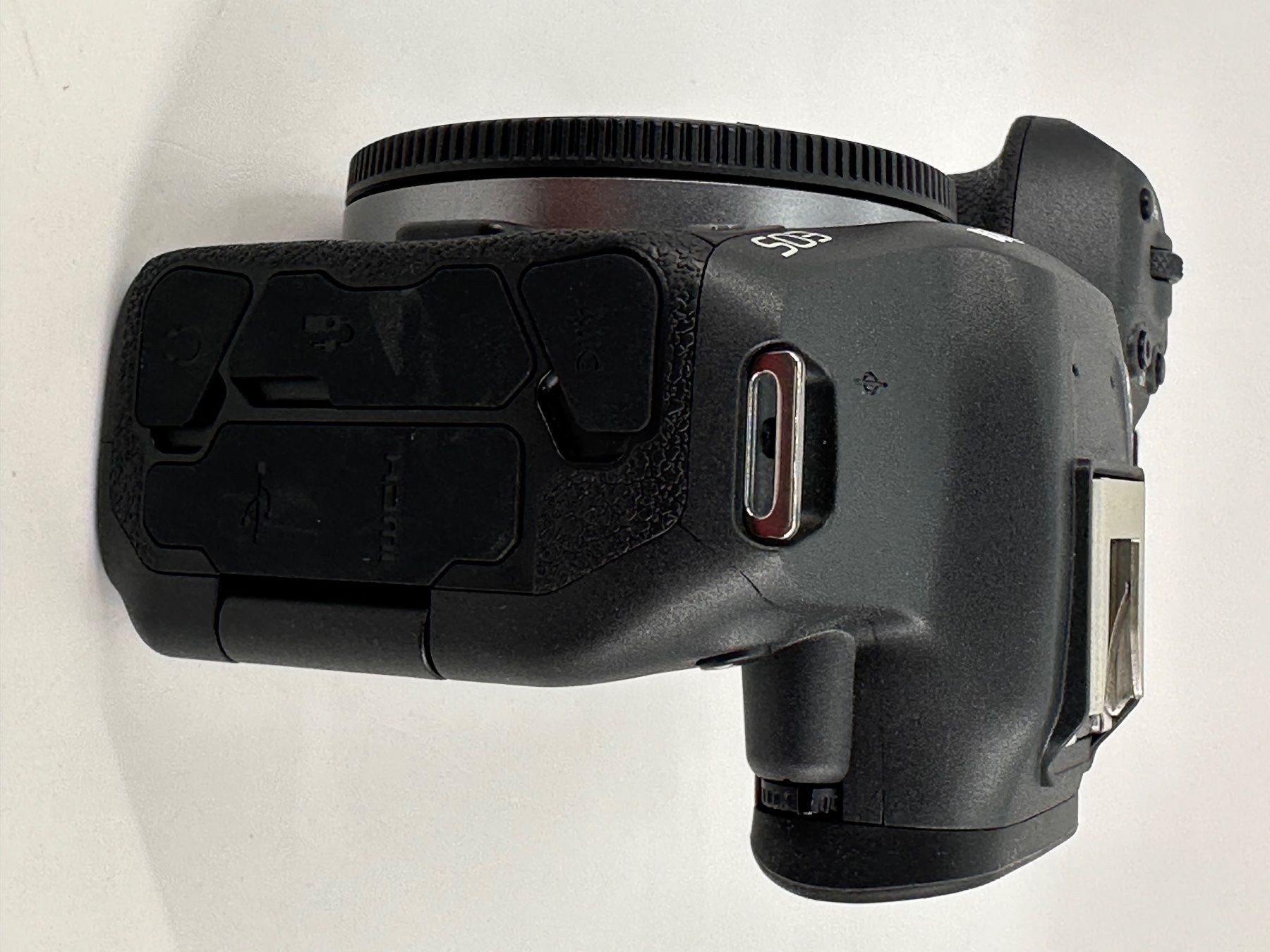 Canon Fotocamera: Canon EOS R7 +18-150 ist stm Objektiv – Nuovo (secondo la descrizione) da Arbon venduto da Sed_9bj9 2