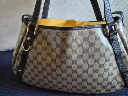 Gucci GG Canvas Abbey Joli Clutch / Pochette