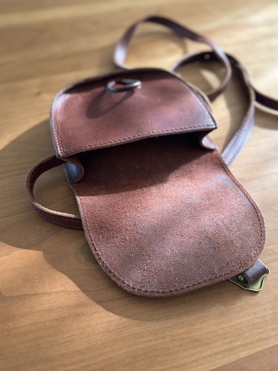 Ensoie Taschen für Damen: Ensoie Tasche aus Leder – Gebraucht aus Wolfhausen von flu_g5nq 2