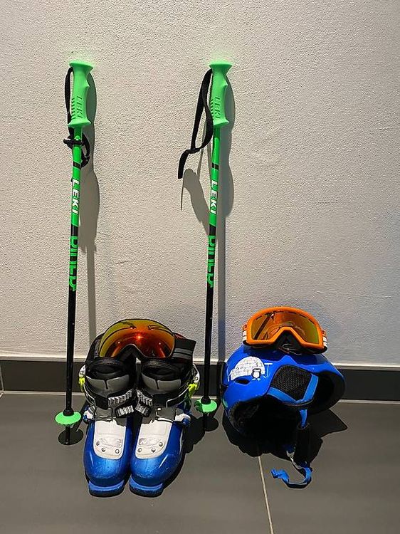 Skis: Matériel ski enfants – D'occasion à Orsières par keimy25