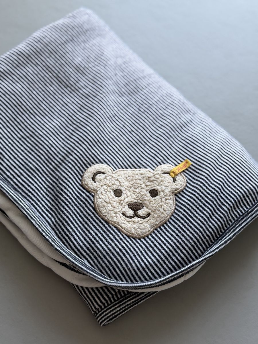 Steiff Decken: Süsse Babydecke von Steiff – Gebraucht aus Schindellegi von SeaAndAir