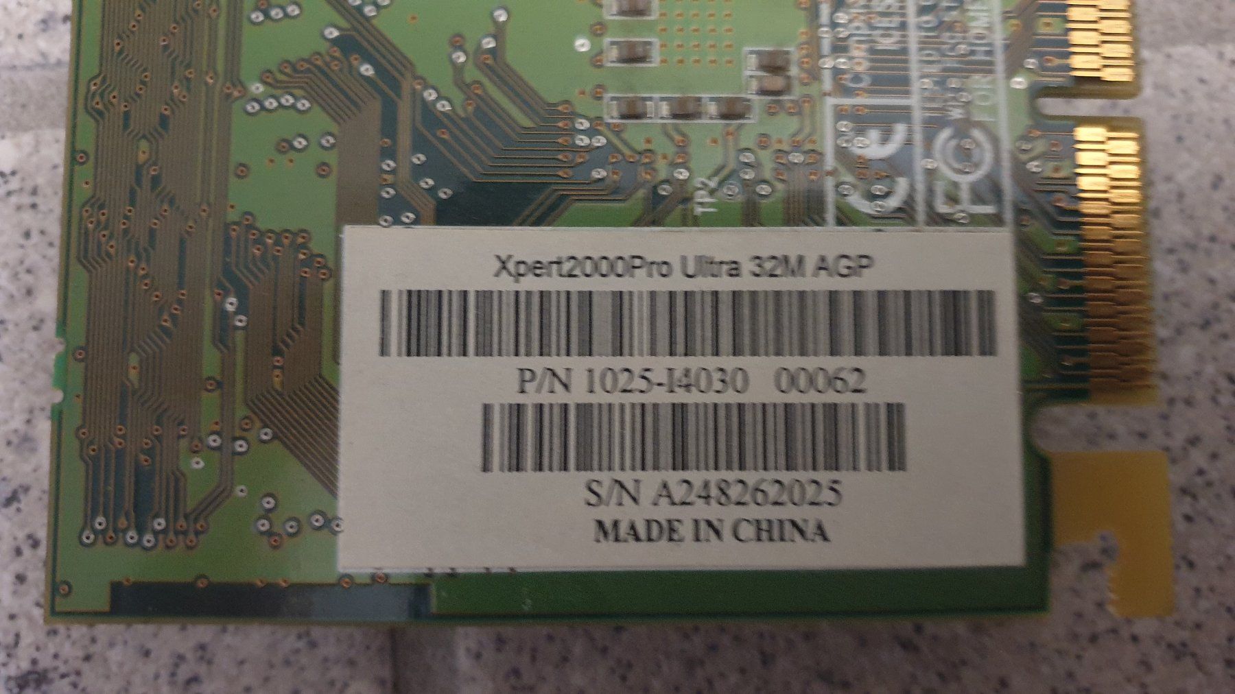 Cartes graphiques: ATI RAGE 128 PRO AGP 32MB – D'occasion à Stäfa par Supertramp73 4