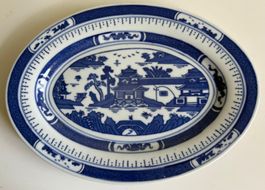 Ovale kleine Servierplatte China