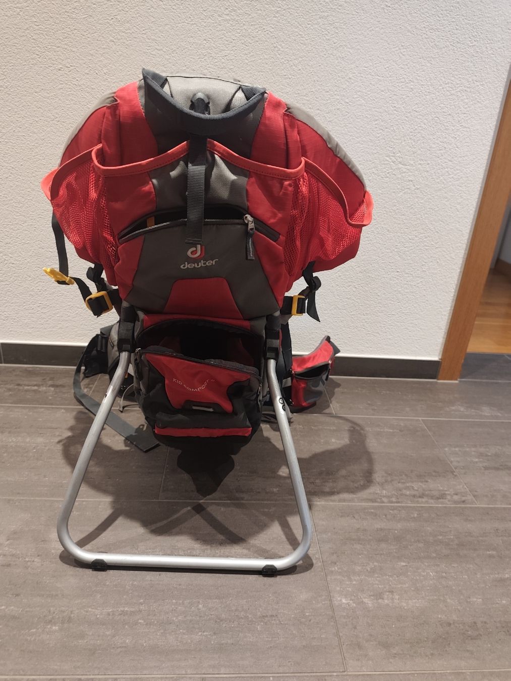 Deuter Marsupi portabebè: 2 Wanderkindertrage  – Usato da Niederbüren venduto da Stefanobavaro 6
