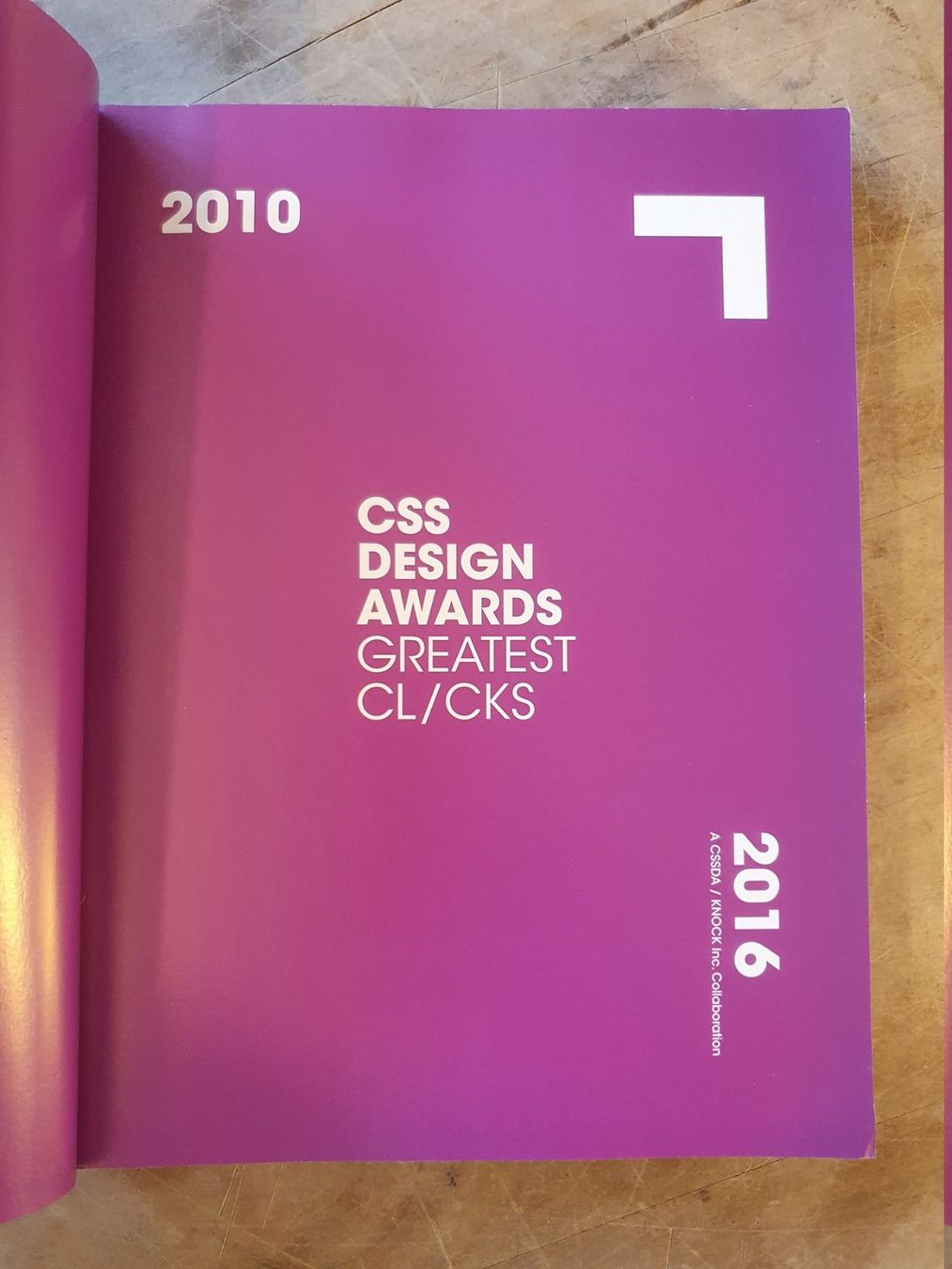 Libri: CSS Design Award Greatest Clicks 2016 – Usato da Zürich venduto da loosebone 2