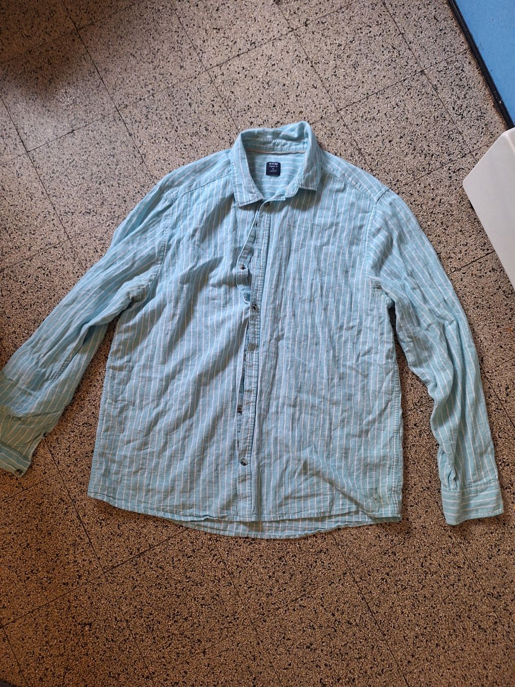 Camicie: Chemise Hemd Kiabi XL – Usato da Carouge GE venduto da lor_m8jm