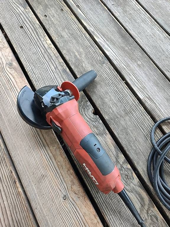 Smerigliatrici & Lucidatrici: Hilti Winkelschleifer AG 125-13S – Usato da Altstätten SG venduto da RK93
