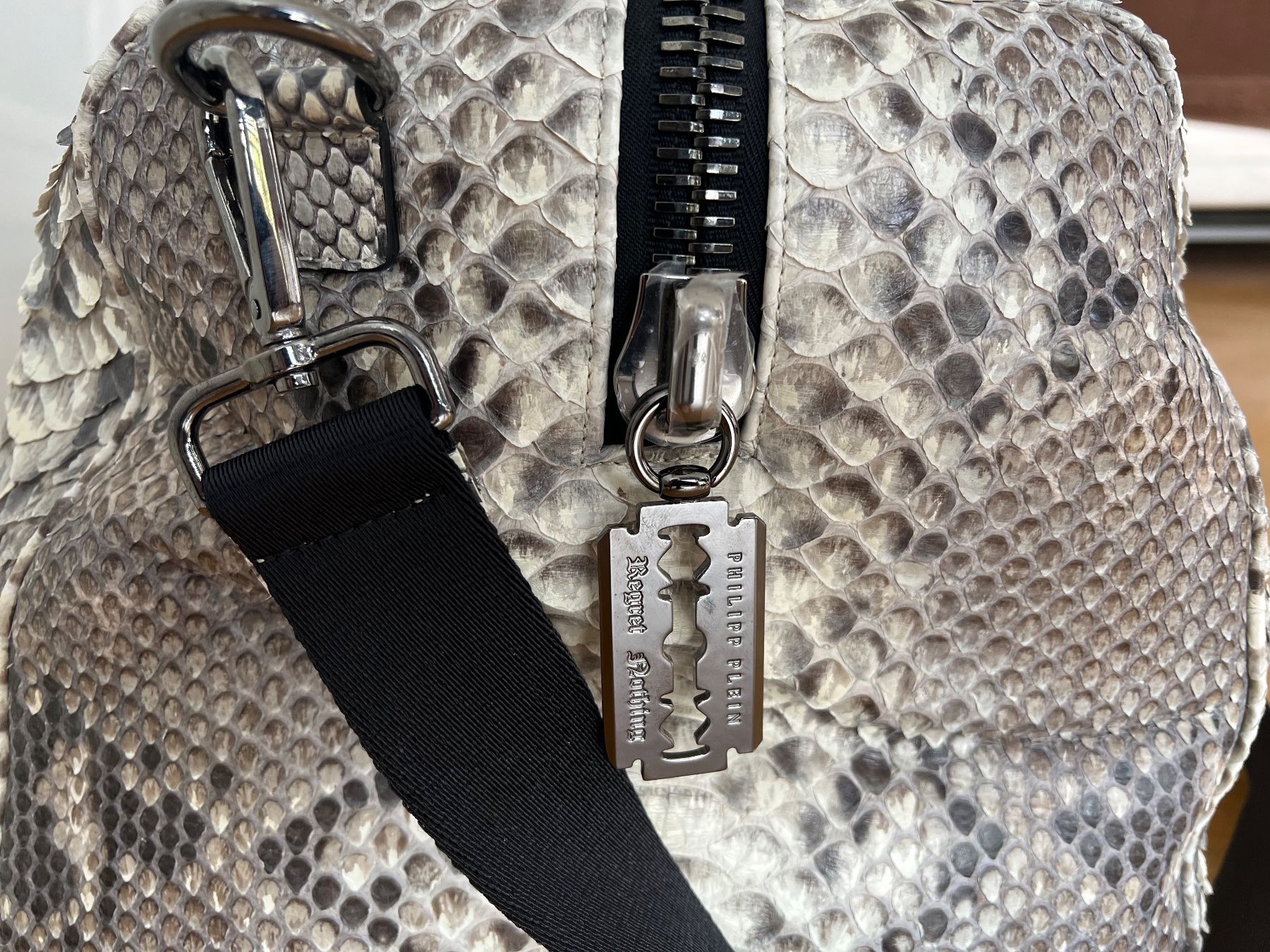 Philipp Plein Borse da donna: Philipp Plein Weekender PYTHON  Tasche/Bag -NEU- unique! – Nuovo e nell'imballaggio originale da Richterswil venduto da wahopp 4