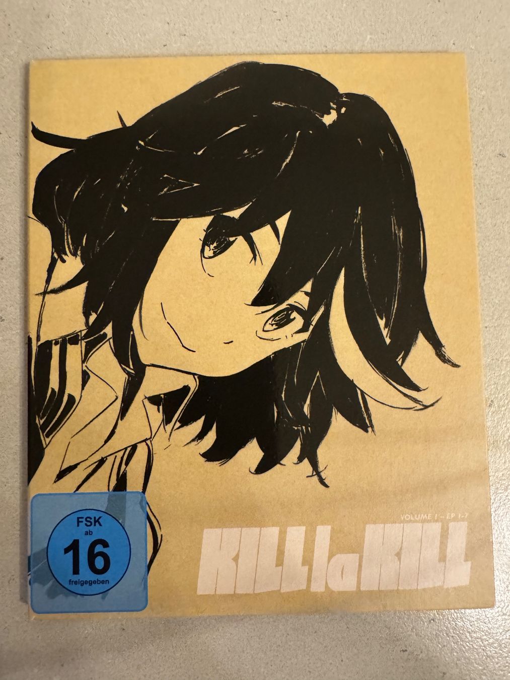 Tutti i DVDs: Kill la Kill Vol 1 - Blu-Ray Schuber 2828/3000 – Usato da Meilen venduto da SeeotterZH 3