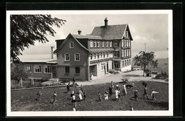 Walzenhausen, Spielwiese und Gebäude de
