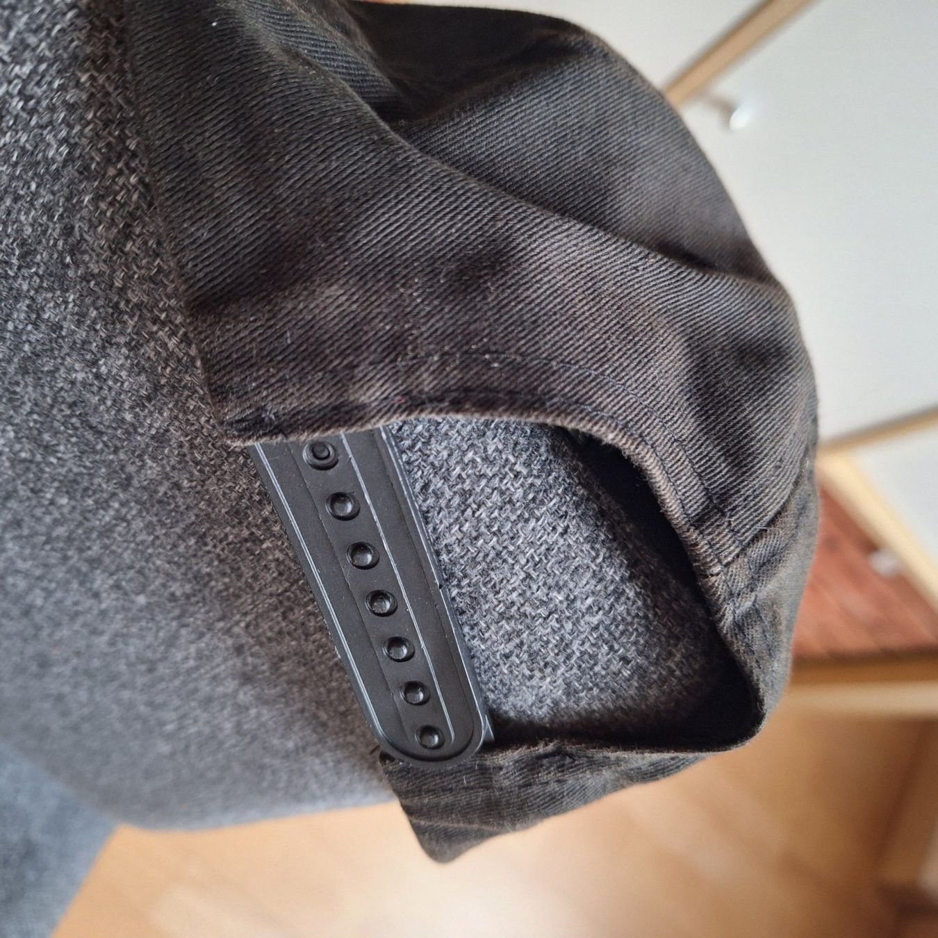 Fila Altro in  Abbigliamento & Accessori: Fila Cap mit Muster, verstellbar! – Usato da Hettenschwil venduto da Schneuggi2 1
