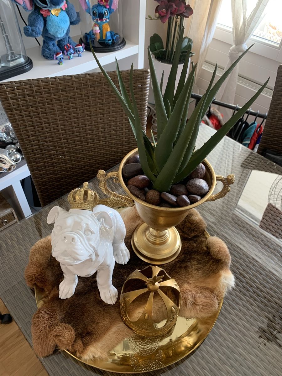Pfister Alle Dekorationen: Wunderschöne goldene Kronen Decoration. – Neu (gemäss Beschreibung) aus Emmenbrücke von Dior09 7