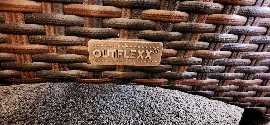 Tavoli: Gartenmöbel Outflexx Original ,Poly-Rattan Tisch – Usato da Fehraltorf venduto da Werkstatt85 2