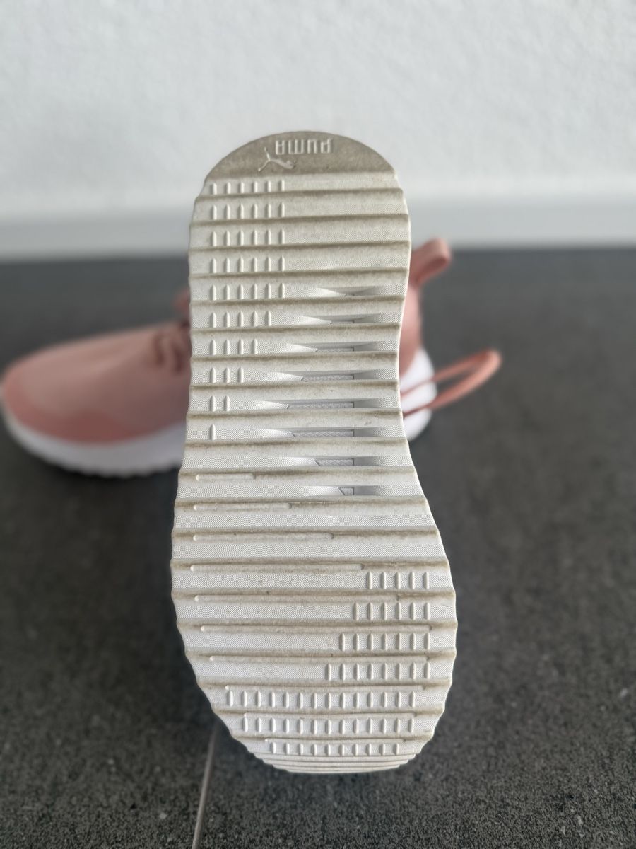 Puma Scarpe da donna: Sneakers Puma – Nuovo (secondo la descrizione) da Bolligen venduto da panicali8 2