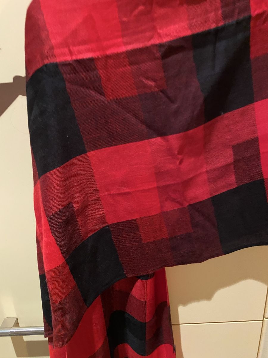 Foulard & Sciarpe: Roter British Style Schal , NEU – Nuovo (secondo la descrizione) da Obbürgen venduto da bugi6868 1