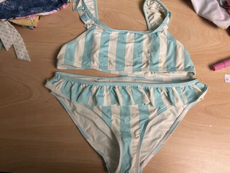 Mädchen Bikini gestreift blau weiß Rüschen Gr.158/164