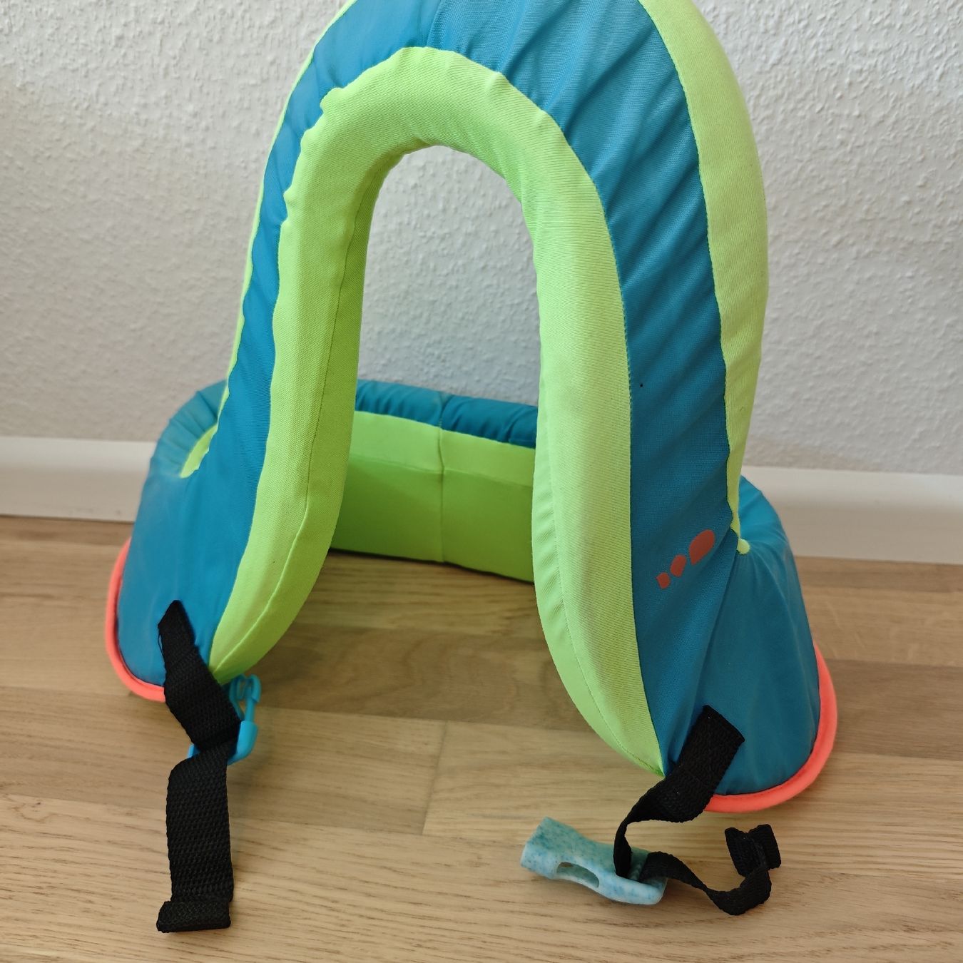 Decathlon Giubbotti di salvataggio: Swim Vest 25-35 kg good condition – Usato da Rothenfluh venduto da Carly_Q 1