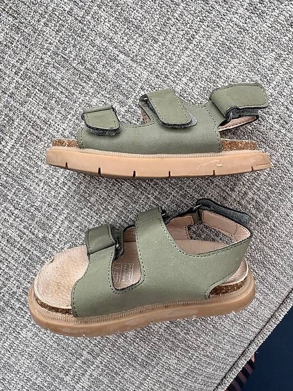 Schuhe für Jungen: Sandalen Grösse 21 – Gebraucht aus Münchenstein von Miresolese 3