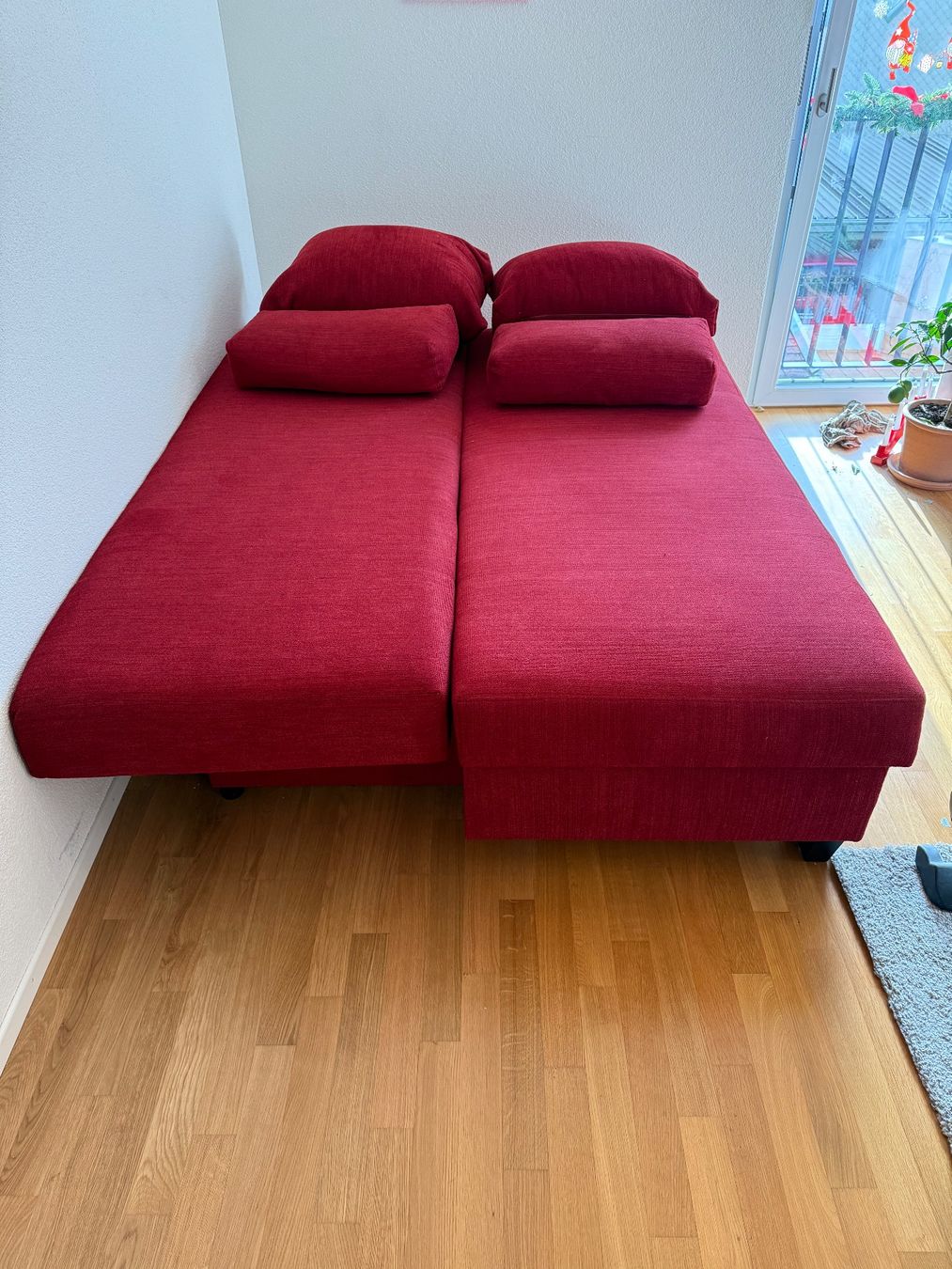 Divani: Schlafsofa in Rot – Usato da Neuhausen am Rheinfall venduto da nat_g9fj 2