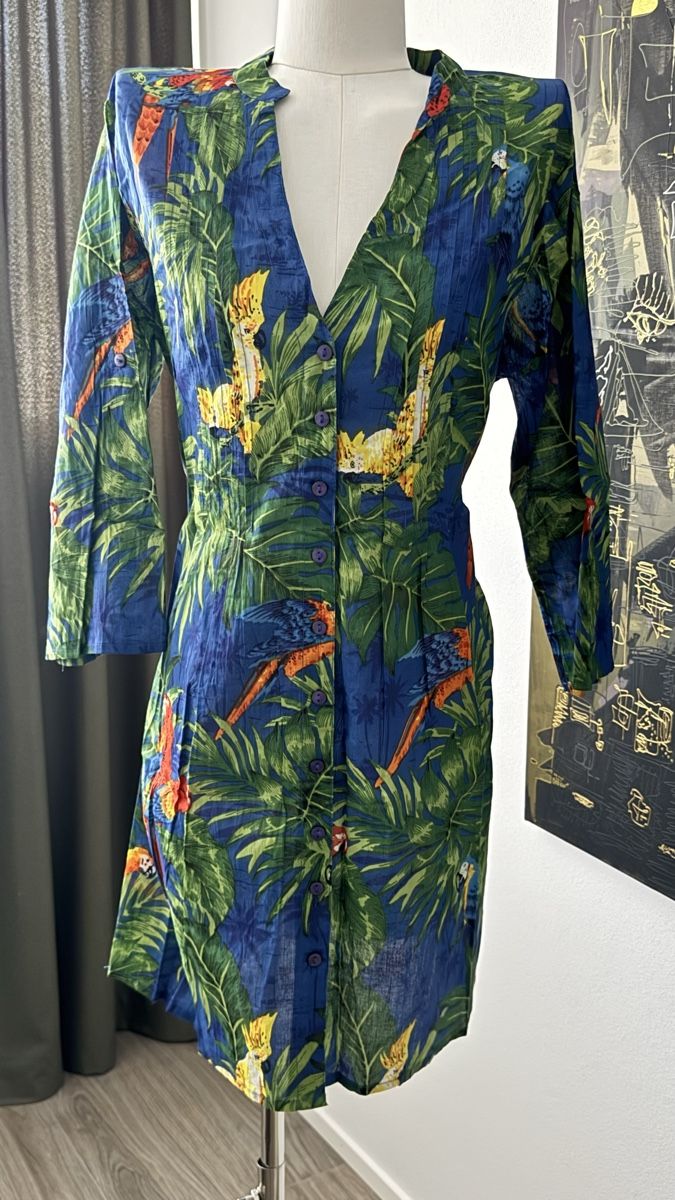 Robes: Kleid tropisches Muster  – Neuf (Voir description) à Mörigen par TimelessFinds