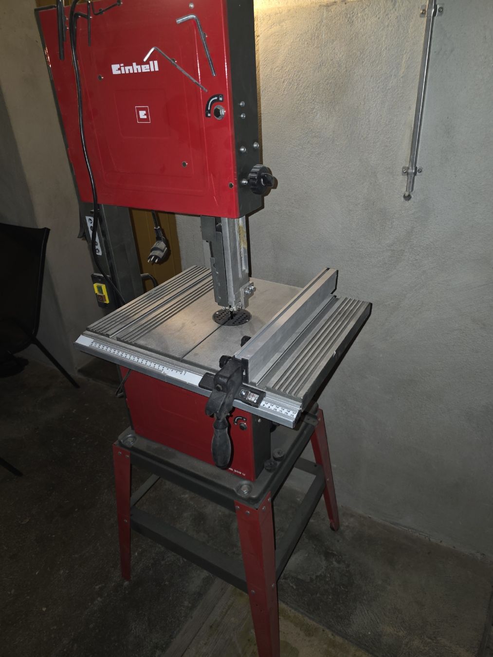 Einhell Seghe: Einhell Bansäge TC-SB 305 U, ab 1Fr. – Usato da Gurzelen venduto da EliasB. 2