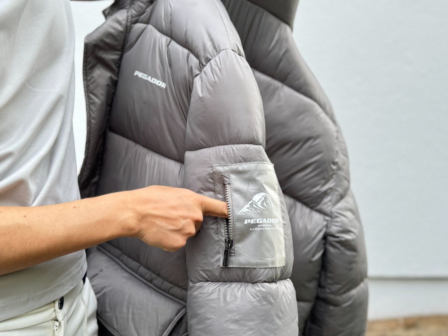 Pegador Vestes: Pegador puffer Jacket (XS) – D'occasion à Schlieren par Edgar_k 8