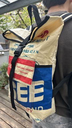 Upcycling Rucksack aus Zementsack - Einzigartiges Design!