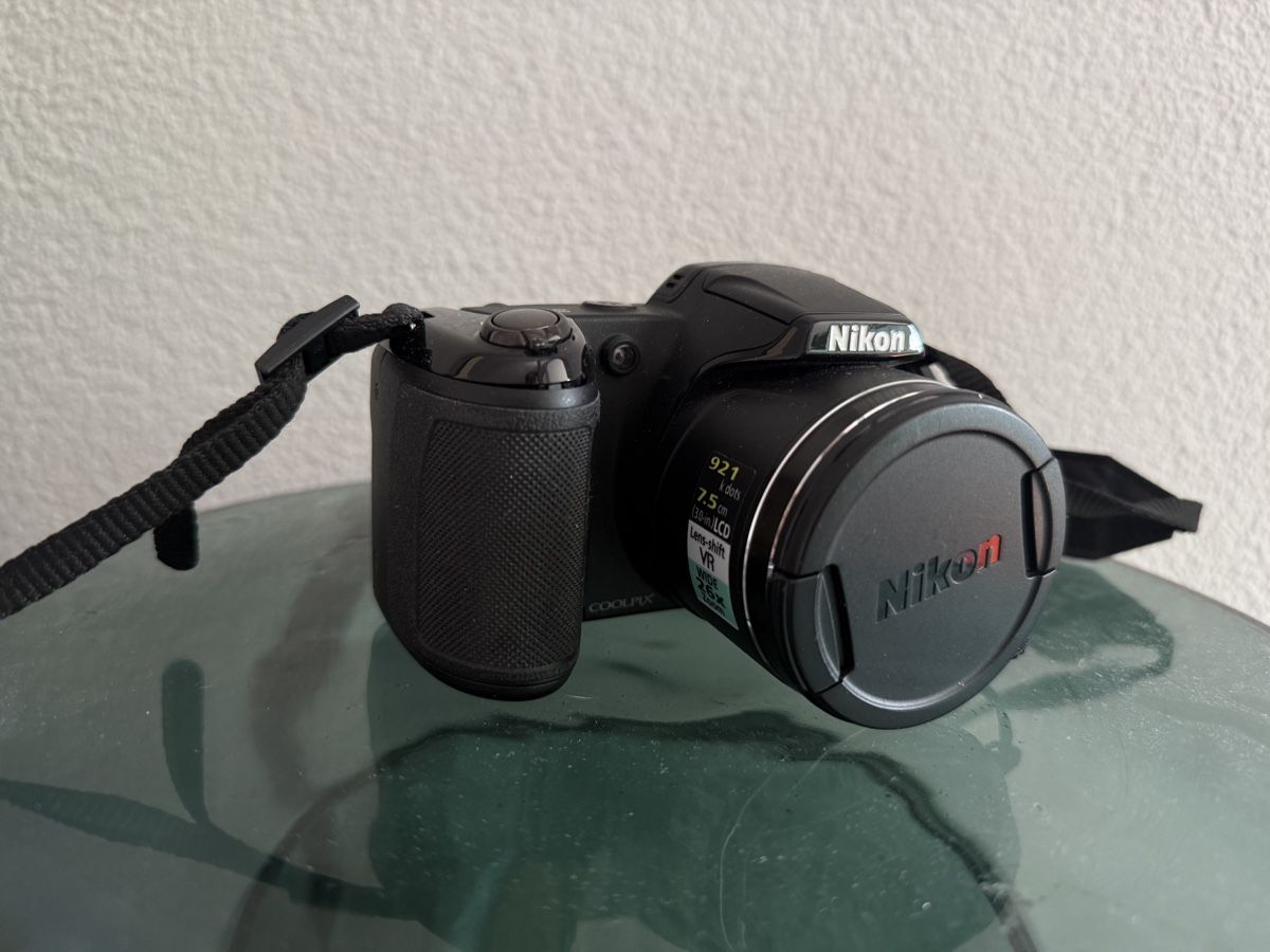 Nikon Appareil photo: Nikon COOLPIX L810 Digitalkamera – D'occasion à Suhr par FlakaM.