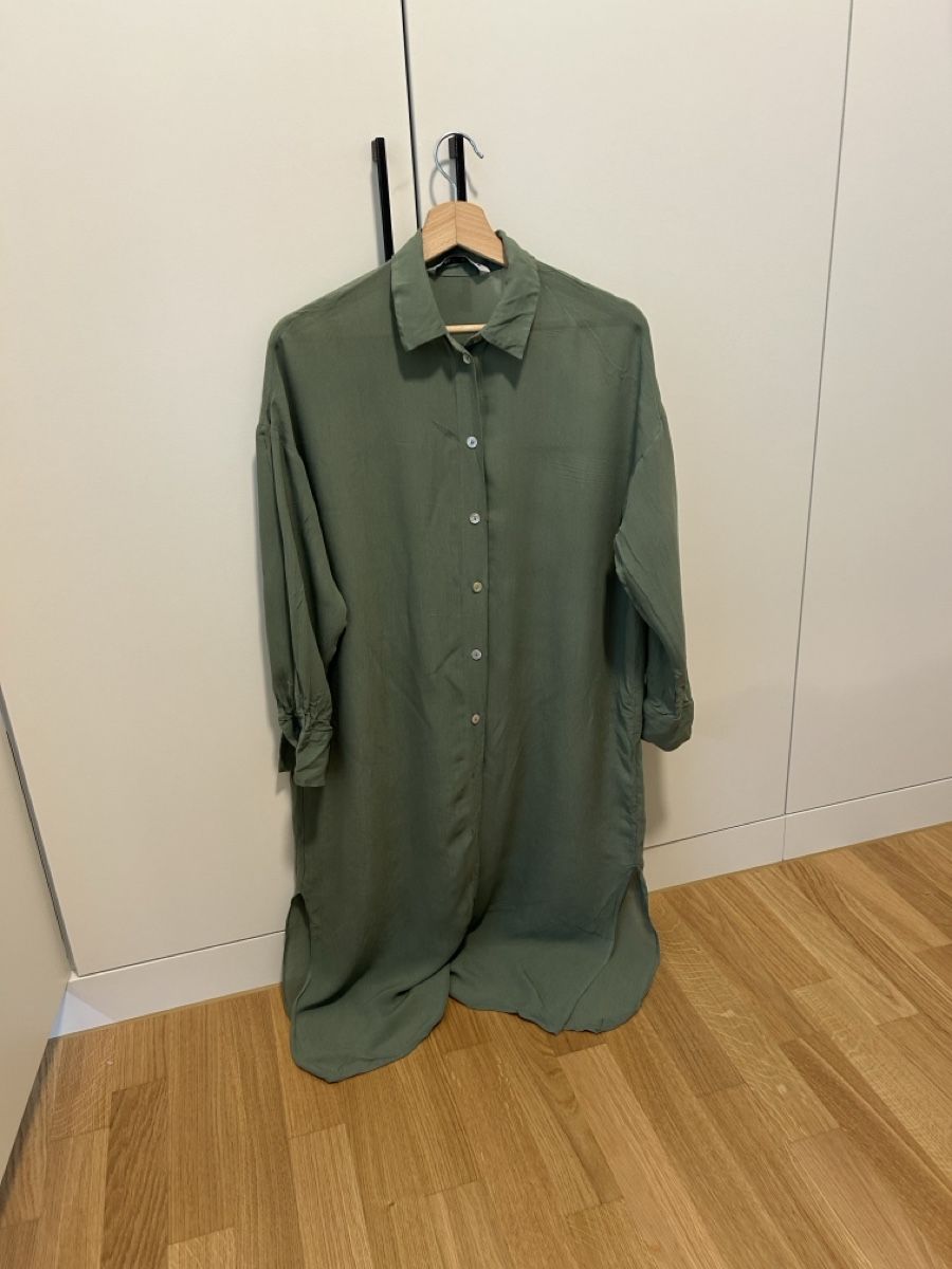 Vestiti: Damen Oversize Hemdbluse Khaki XS neu – Usato da Zürich venduto da Dailychic