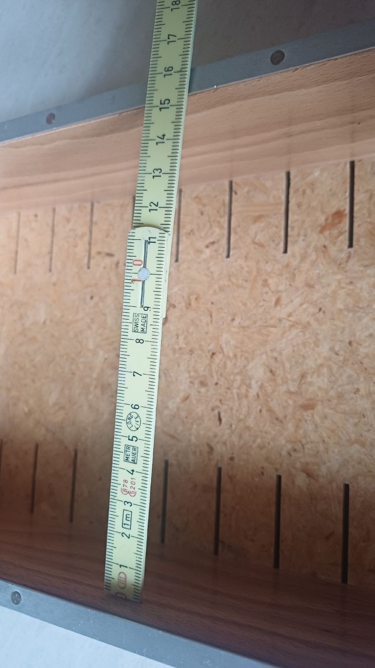 Casse di trasporto: Alte Kartei Kiste Buche  – Usato da Flawil venduto da Naphtali 9
