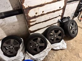 Dezent Alufelgen 15 Zoll mit 185/60R15 Reifen gebraucht