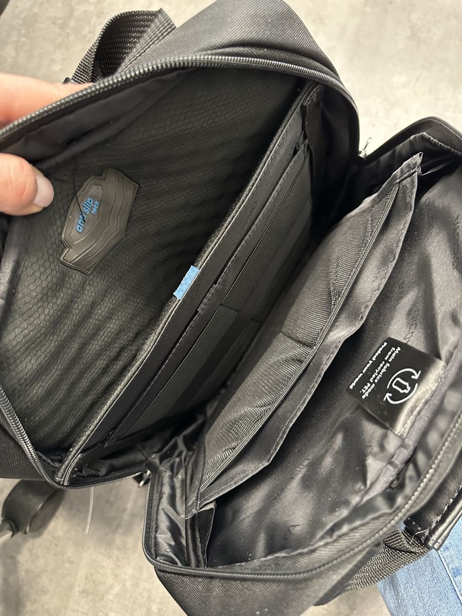 Zaini: Dicota Eco Slim Pro Rucksack, neuwertig, – Nuovo (secondo la descrizione) da Muttenz venduto da Tschulietta_105 3