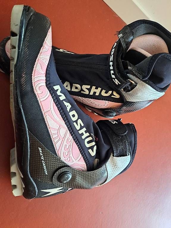 Madshus Scarpe da donna: Skating Langlaufschuhe Gr.39.5 – Usato da Landquart venduto da brax90 2