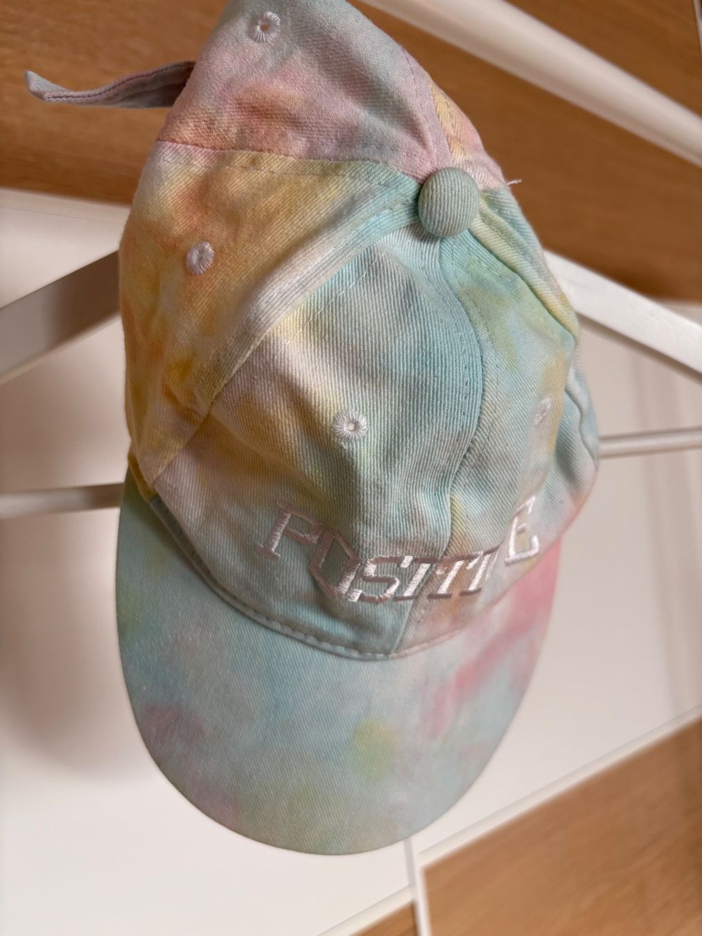 Copricapi, berretti & cappellini: Cap Tie Dye Baumwolle "Positive" Einheitsgrösse – Usato da Chur venduto da smart.shopper 4