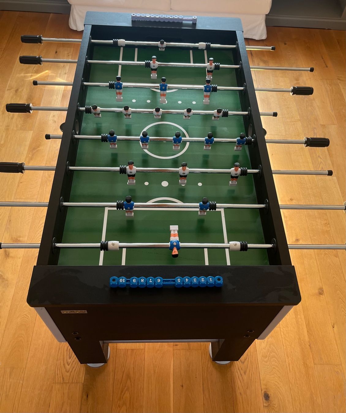 Jeux: Töggelikaste/Tischfussballkasten – D'occasion à Baden par rei_872z