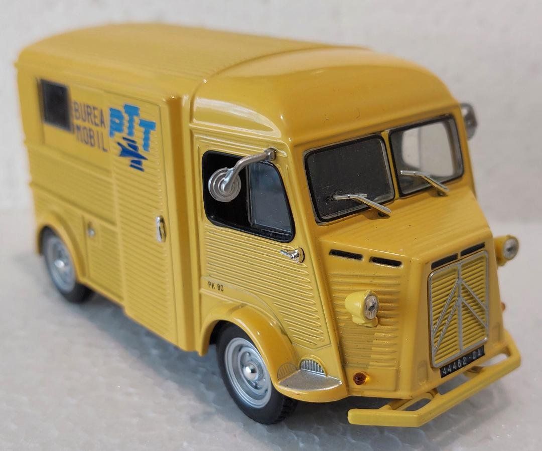 Modellini d'auto: Citroën TYPE H  1964 - PTT Bureau Mobile - Universal Hobbies – Usato da Delémont venduto da Domdom1 2