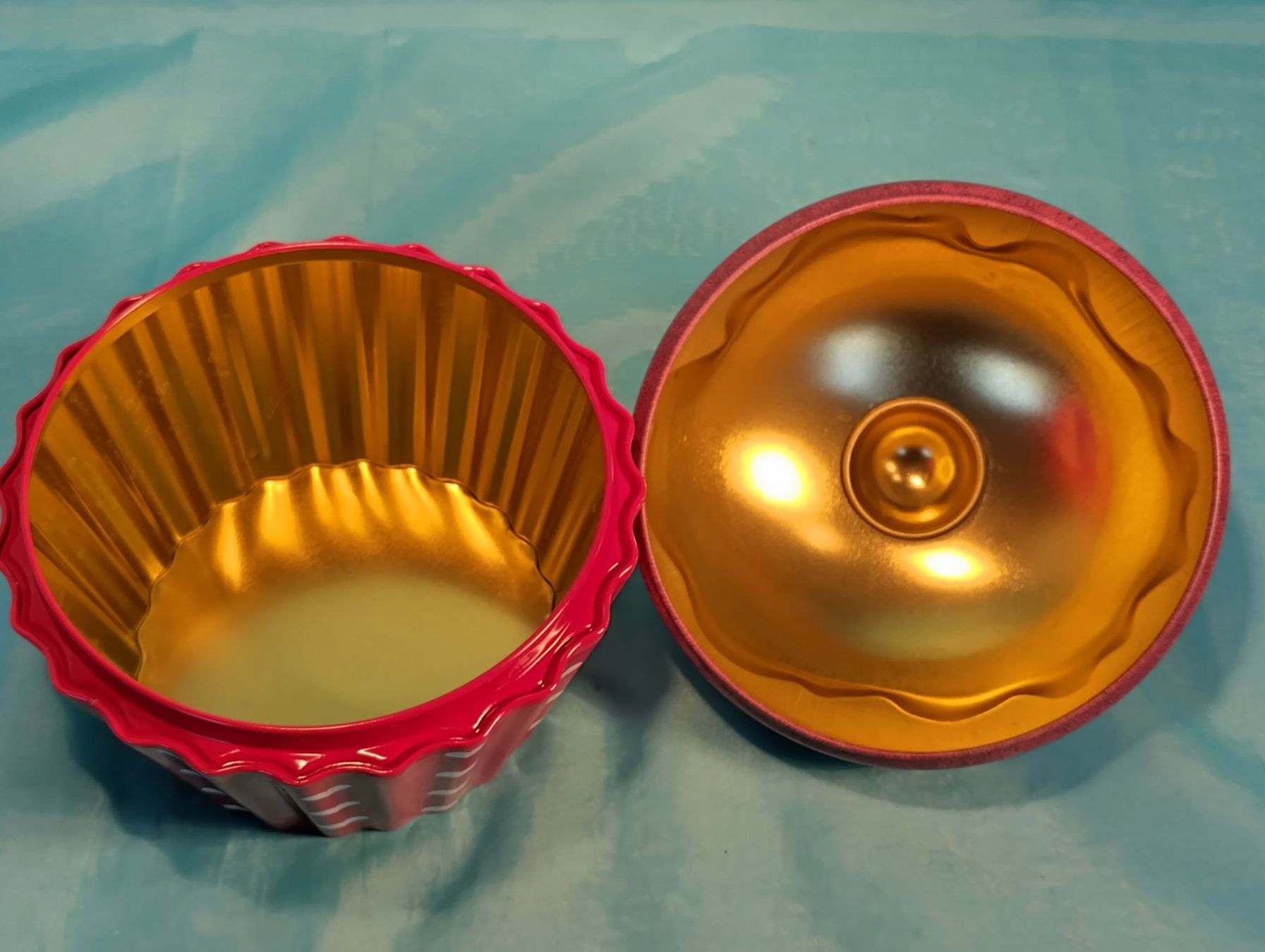 Sonstige Dekorationen & Accessoires: Blechbüchse  Cup Cake, Dm: 17cm – Neu (gemäss Beschreibung) aus Bellach von JingleCherry 3