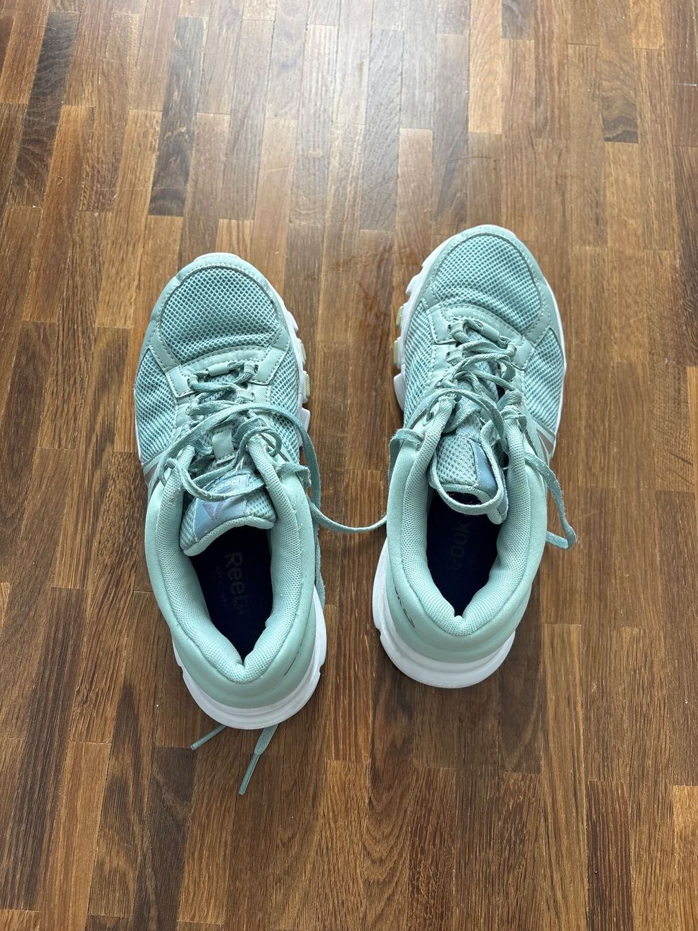 Scarpe da donna: Reebok Laufschuhe, Grösse 37, mint – Usato da Hinwil venduto da liviipivii