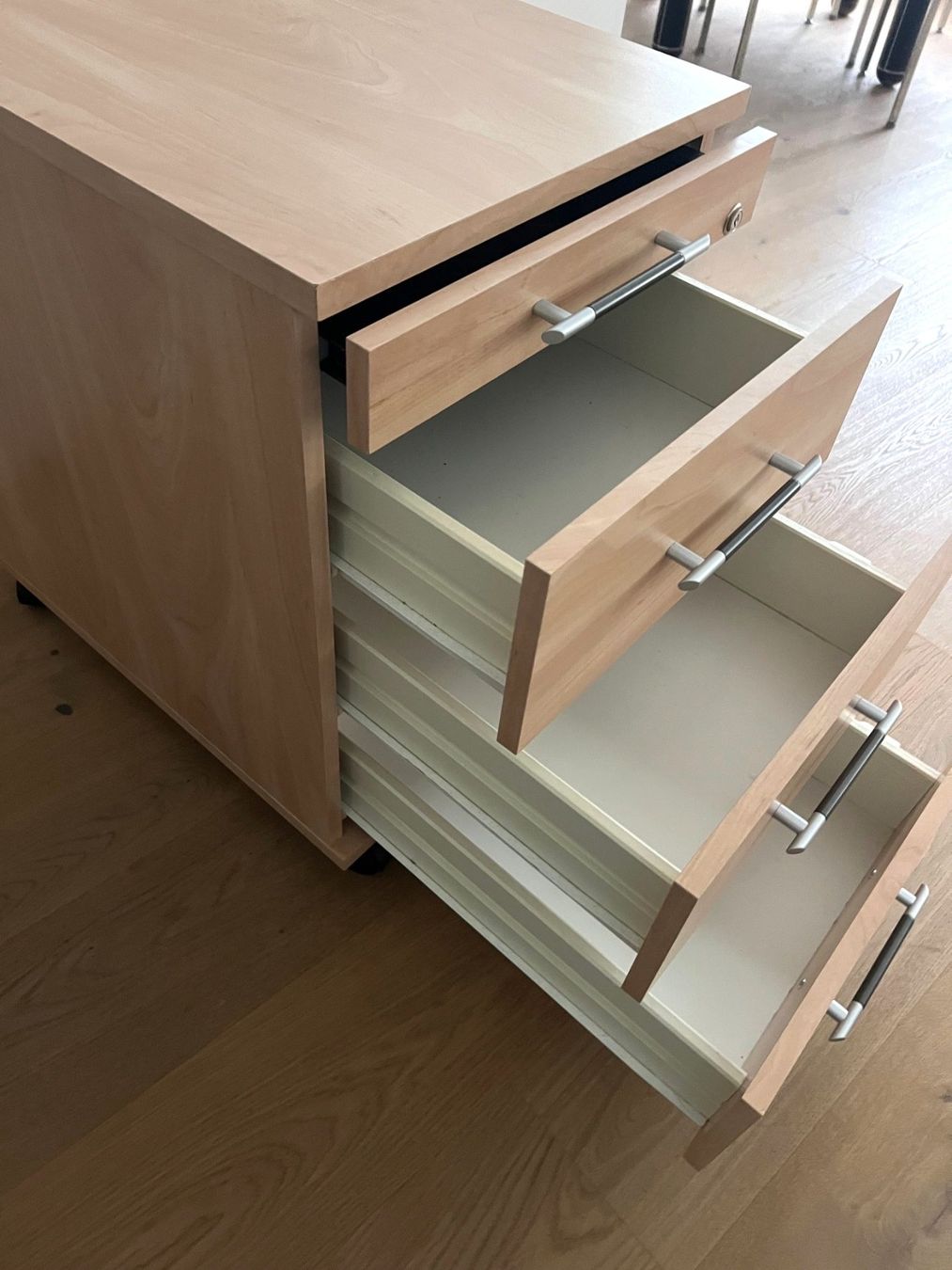 Livique Banconi: Büro Rollkorpus / Rollcontainer – Nuovo (secondo la descrizione) da Baar venduto da leo_j8vl 6