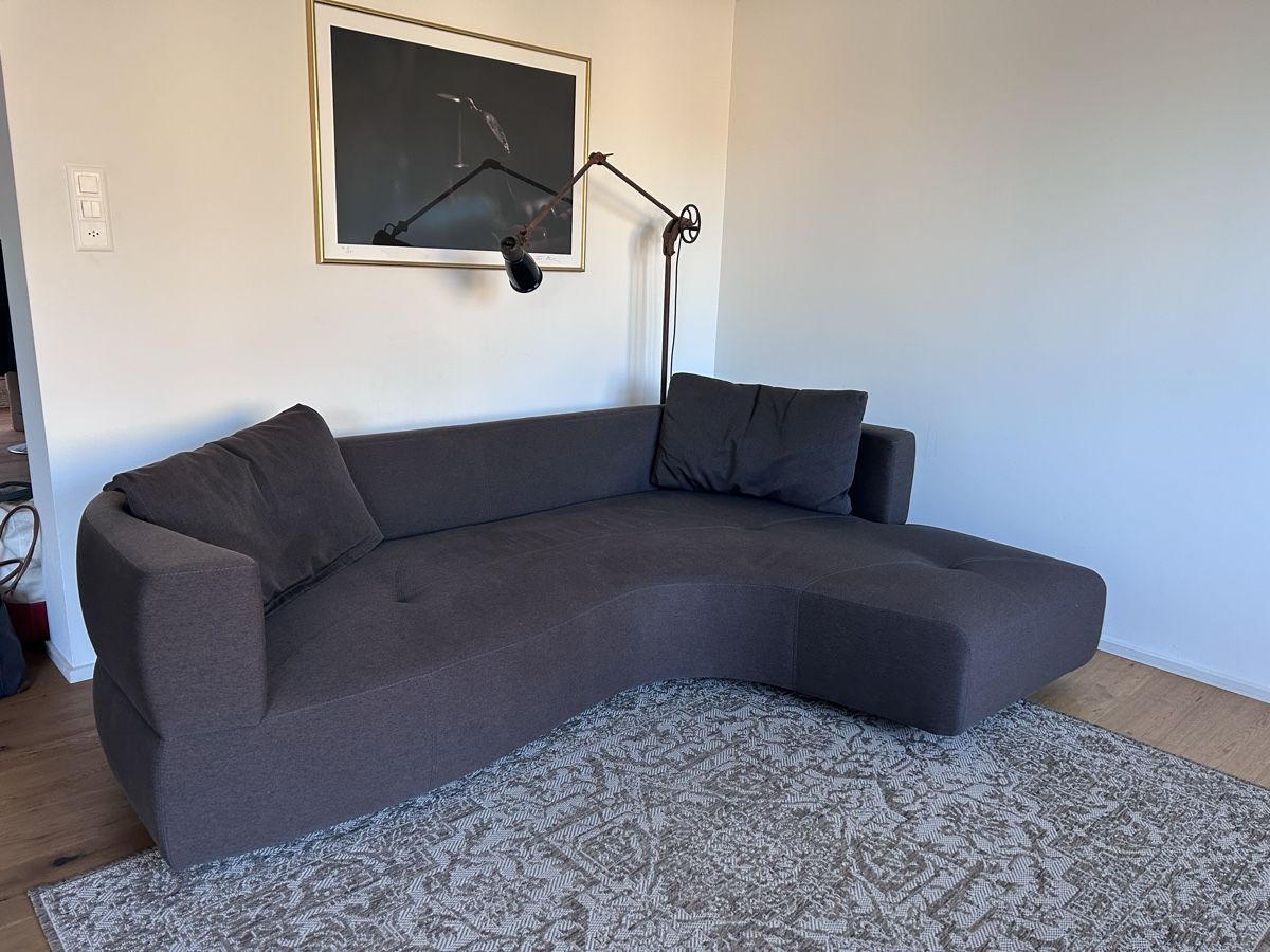 Sofas: Modernes Ecksofa in Dunkelbraun / Taupe – Gebraucht aus Zürich von daw_sk5j 1