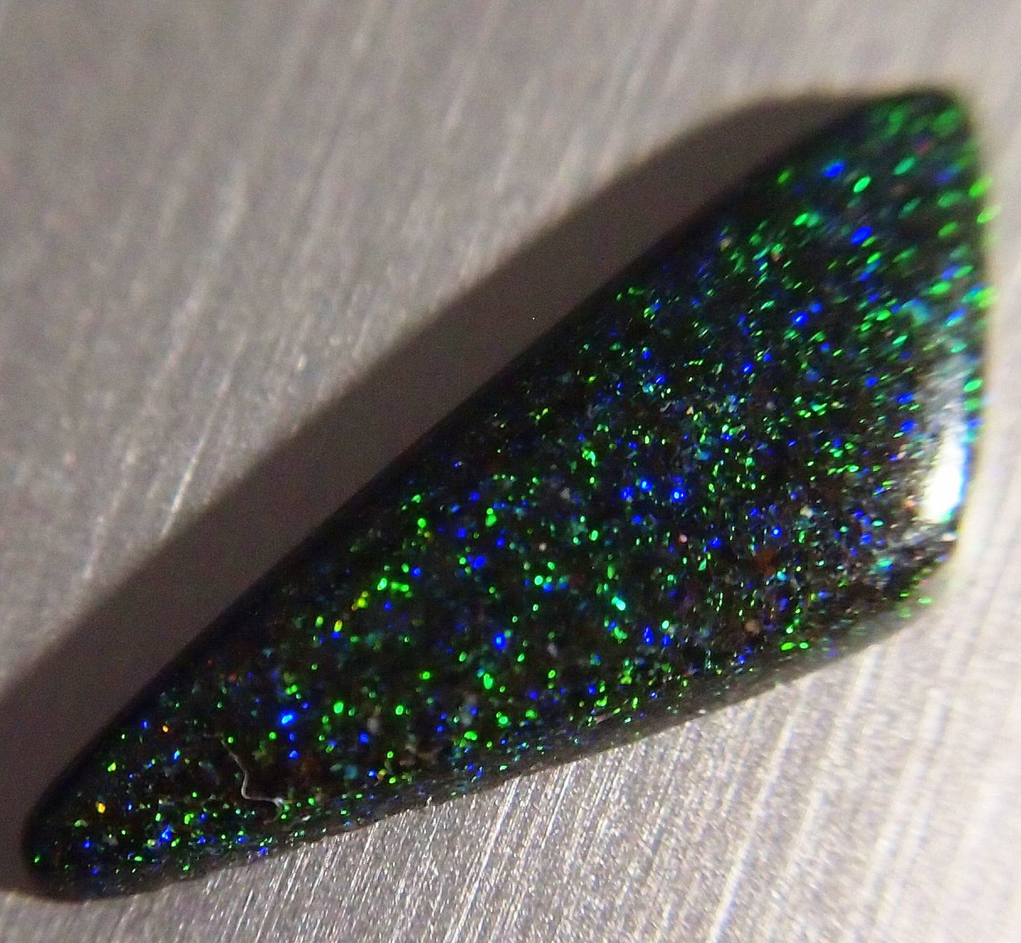Pietre preziose: 5,7 CTS ANDAMOOKA OPAL STONE FROM QUEEENSLAND AAA – Nuovo e nell'imballaggio originale da Reinach BL venduto da blumarco 1