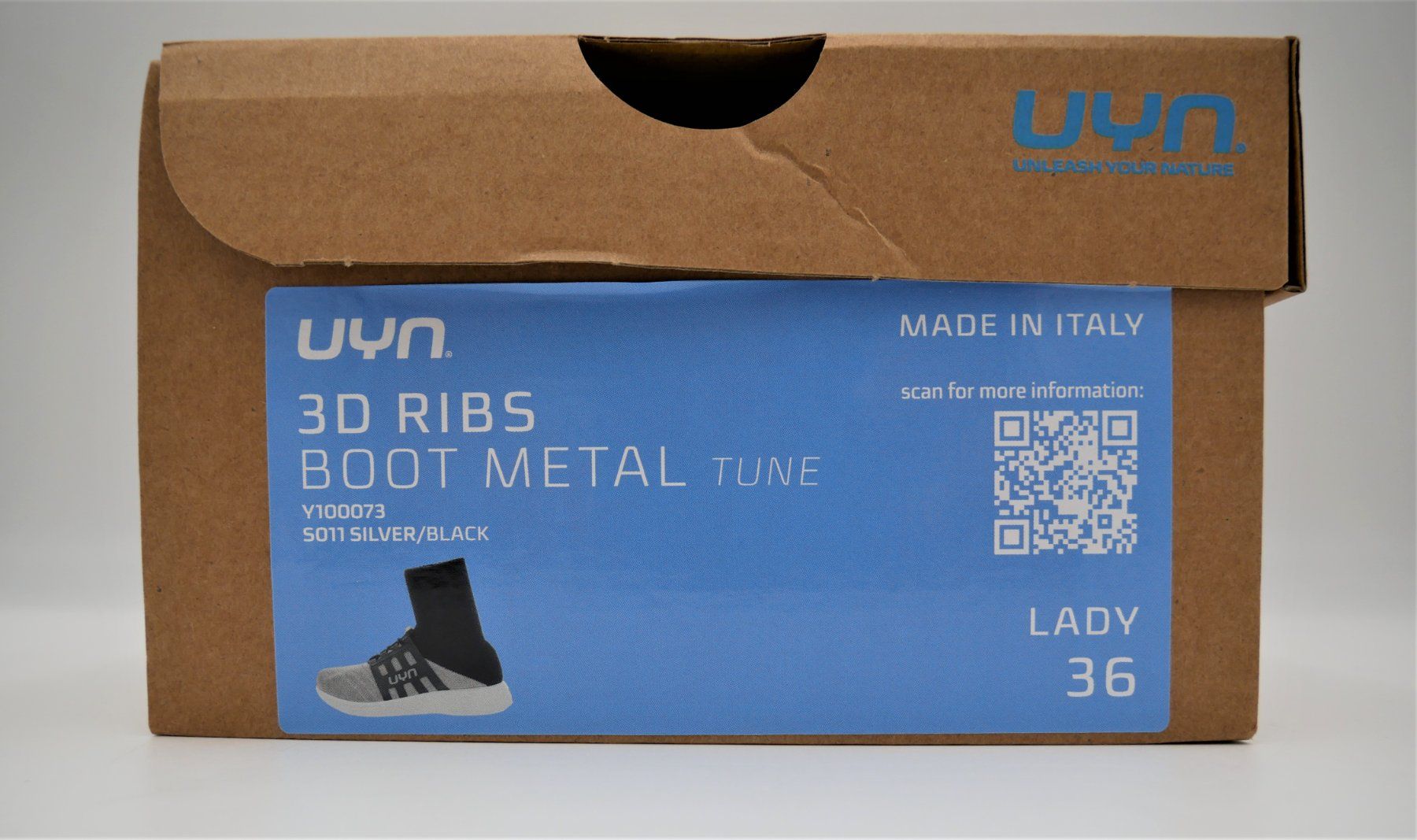 UYN Scarpe da donna: UYN 3D RIBS BOOT METAL TUNE, SILVER/BLACK, GR. 36 – Nuovo (secondo la descrizione) da Winterthur venduto da Restwert_Winterthur 5