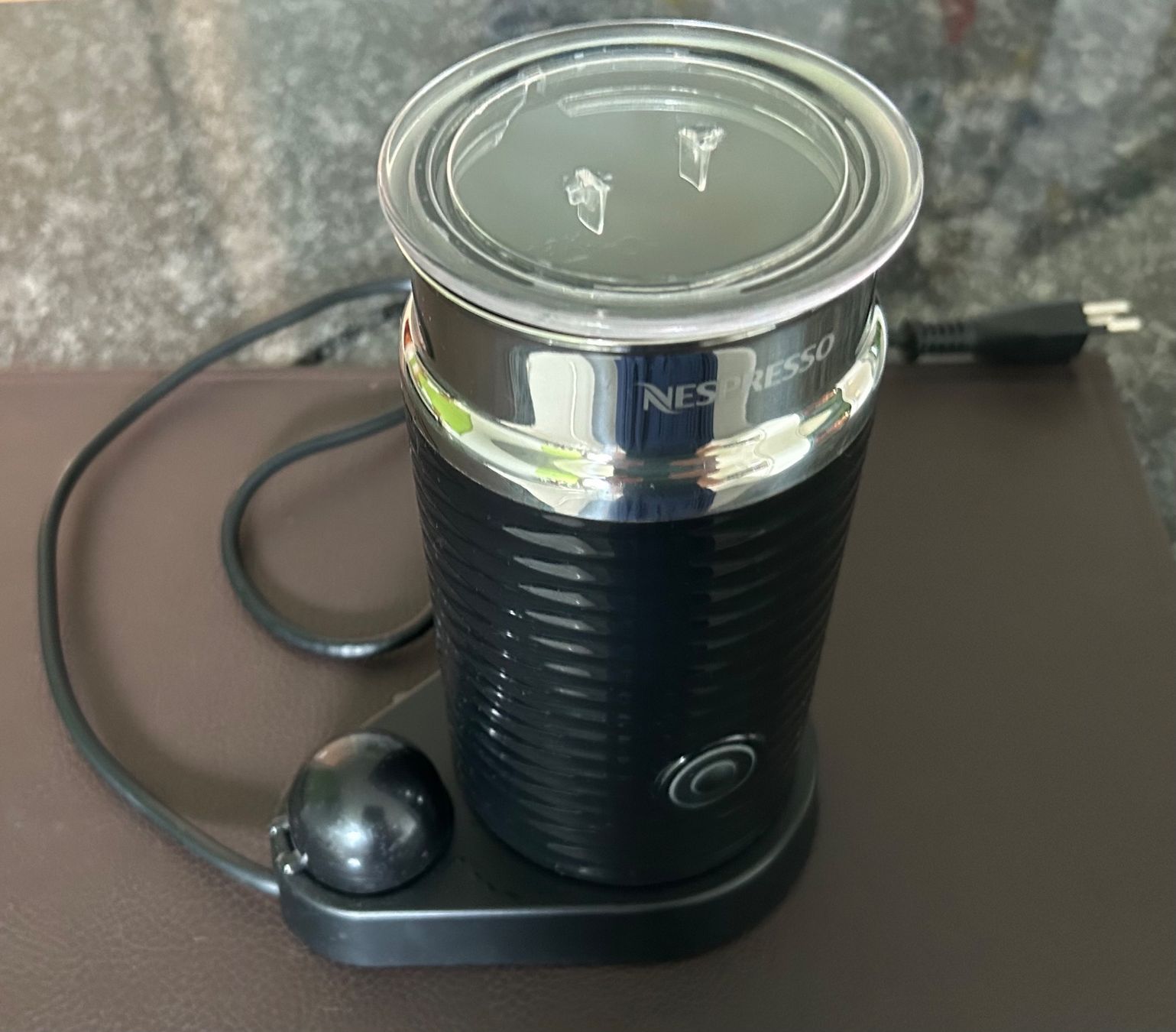 Elettrodomestici da cucina: Nespresso Milchaufschäumer – Usato da Sevelen venduto da Glueckstreffer.62 4